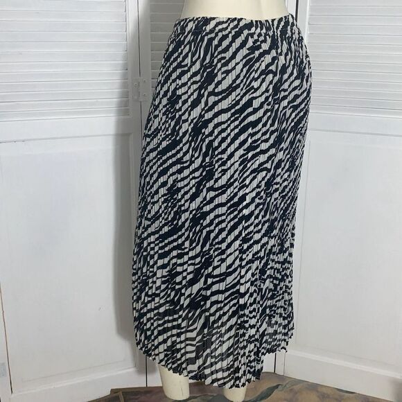 Vintage Zebra Sheer Chiffon Crinkle Pleated Layered Midi Skirt - Picture 9 of 14